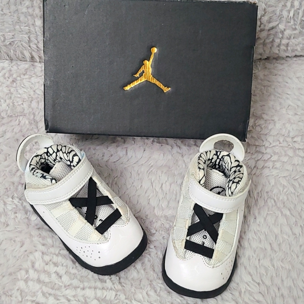 White/Black Baby Jordan 6 Rings TD size 4C